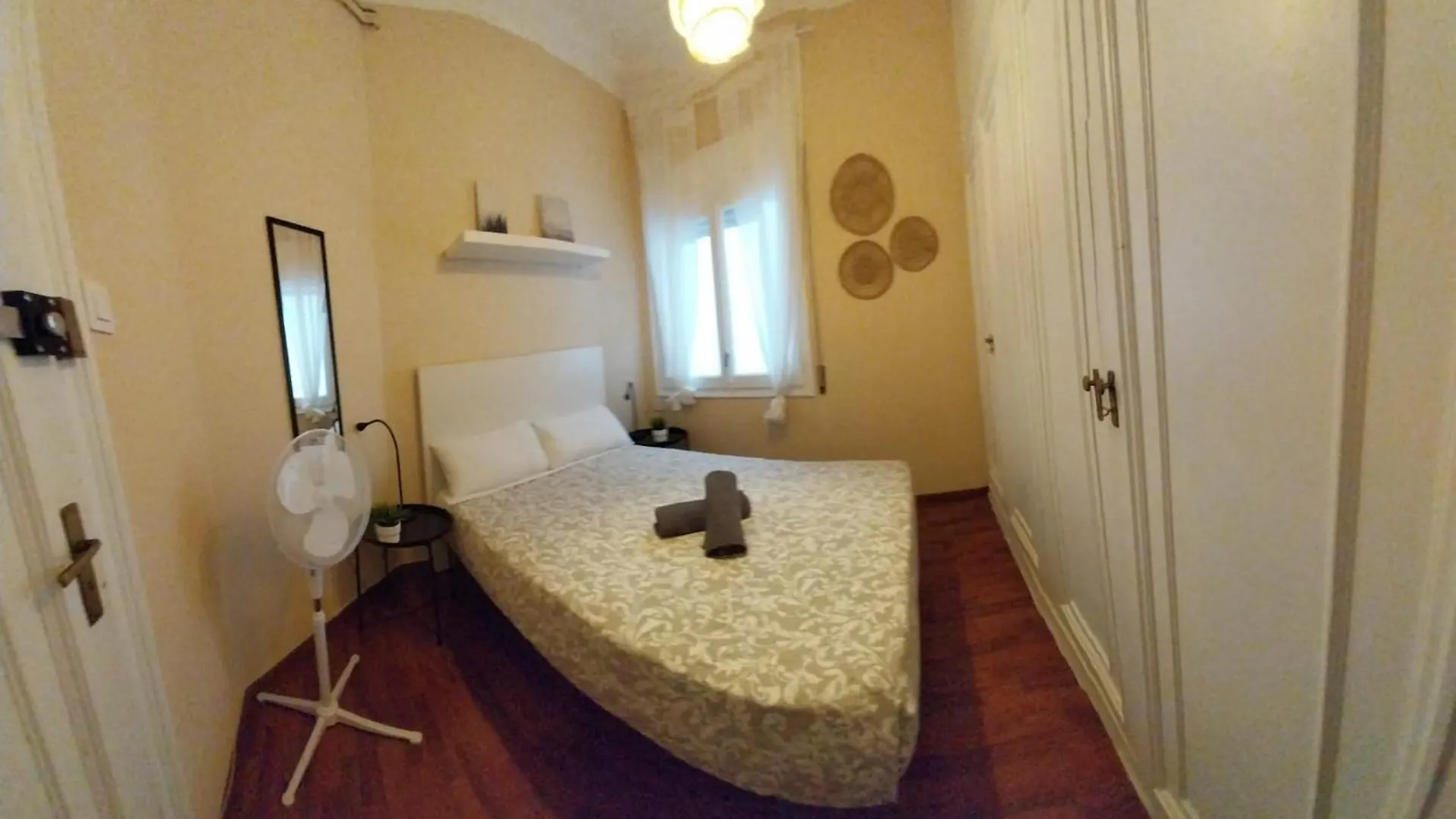 ברצלונה Eixample Bruc Private Rooms 0*,